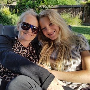 Meet your Posher, Lanie